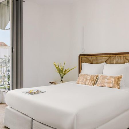 Hotel Yelo Lumiere Powered By Sonder à Cannes Extérieur photo